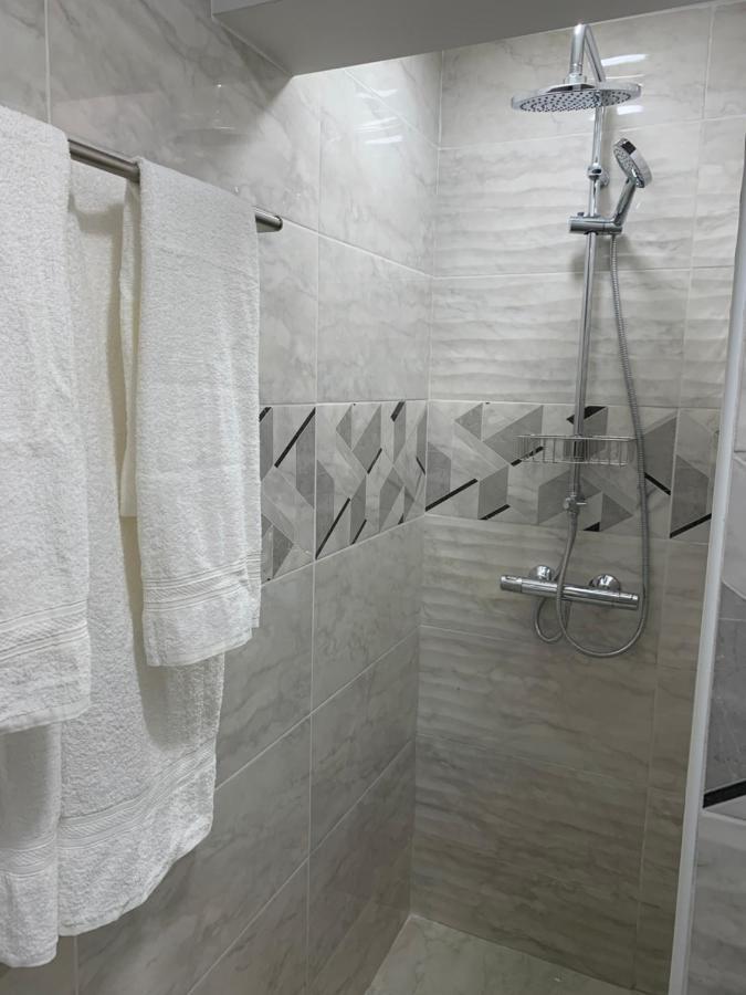 Мотел Тихия Кът Sofia Ngoại thất bức ảnh